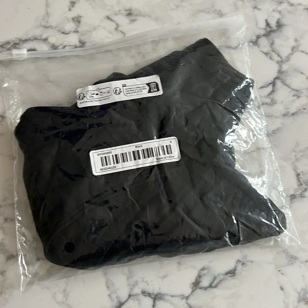 NWT High Cut Bikini Bottom Black Size small  Cross front bottom only